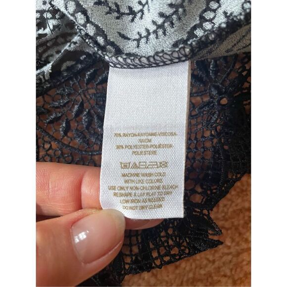 FREE PEOPLE sheer crop top with lace hem - Picture 3 of 5